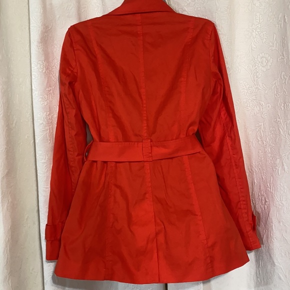 Forever 21 coral/red double breasted belted short trench - Picture 2 of 8
